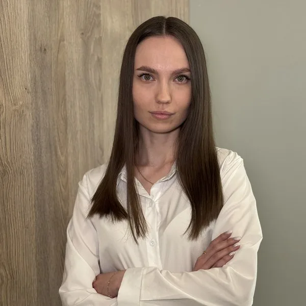 Земцова Елена